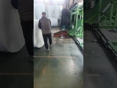 Mandriladora automática de espuma para produção eficiente de esponja