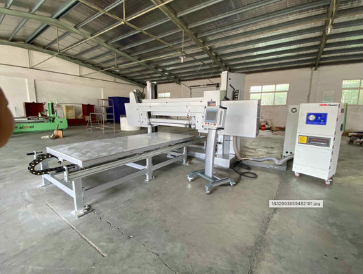 Máquina de corte de espuma de 2150 mm Estabilidade Corte automático de espuma