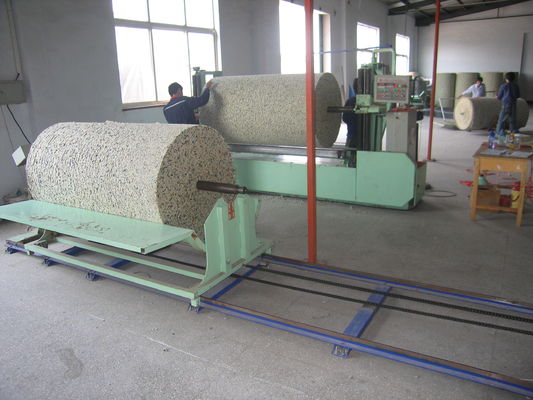 Máquina de perfuração de espuma de esponja de cilindro horizontal para bloco cilíndrico